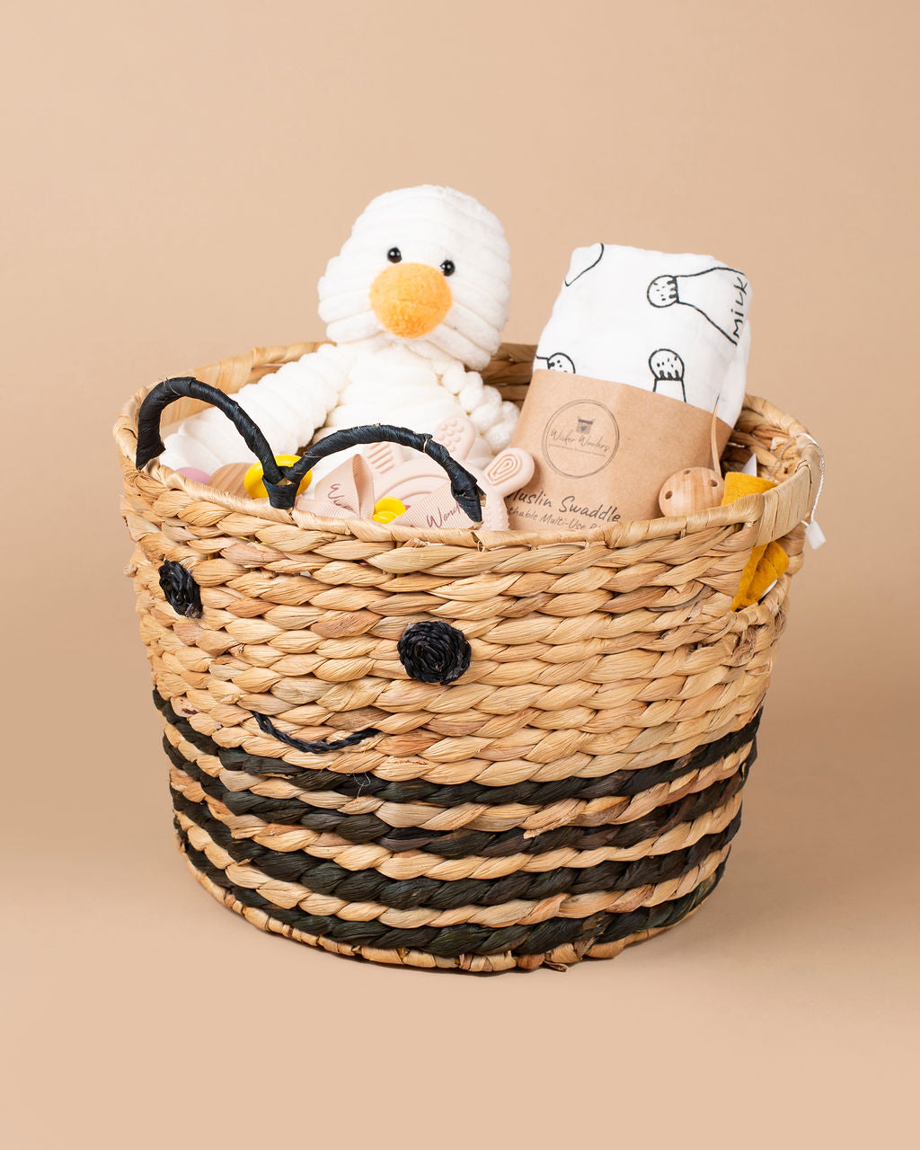 Classic Bumblebee Hamper - Buzzing with Love