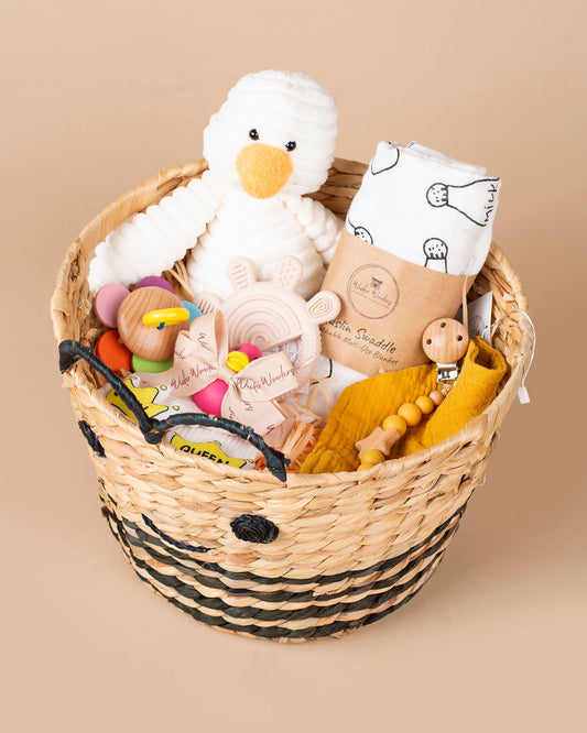 Classic Bumblebee Hamper - Buzzing with Love