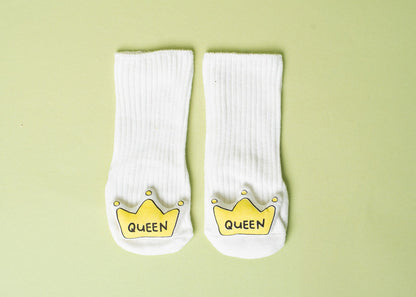 Classic Bumblebee Hamper with Lid - Buzzing with Love