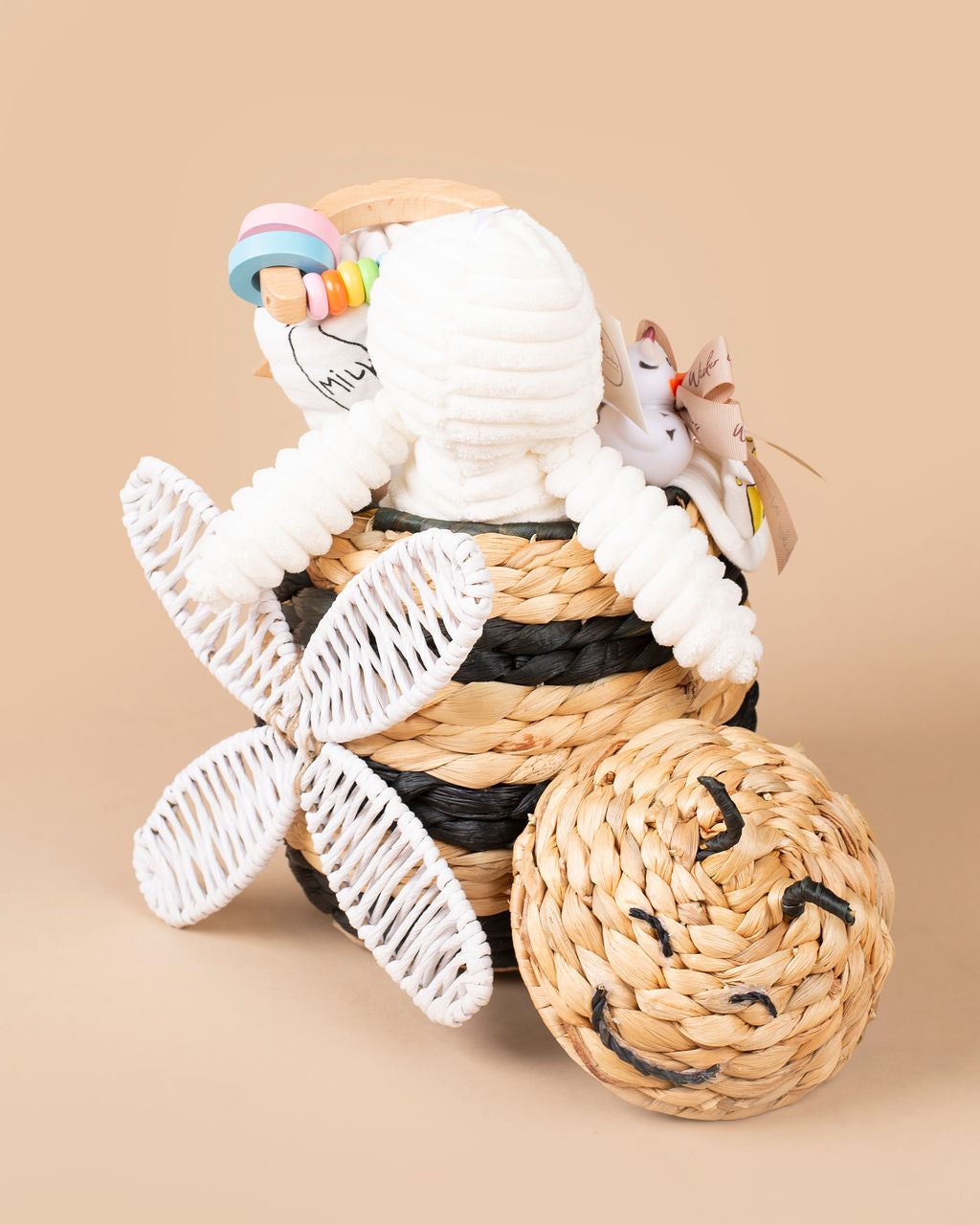 Classic Bumblebee Hamper with Lid - Buzzing with Love